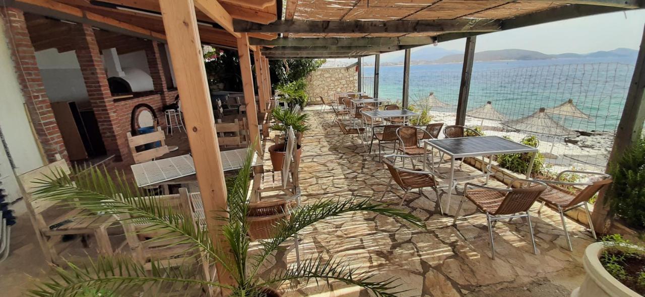 Rock Star-Pllakat Bed and Breakfast Sarandë Buitenkant foto